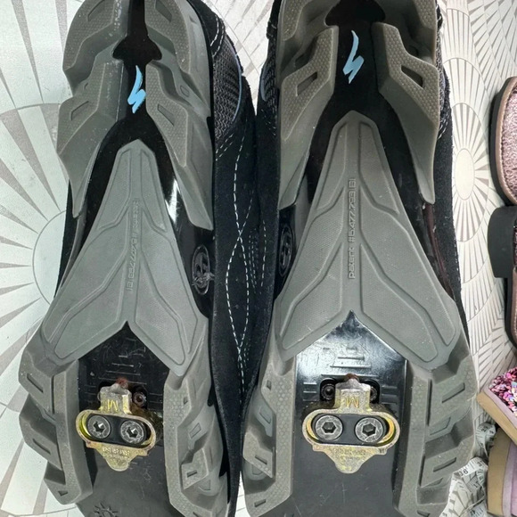 Specialized Body Geometry Women’s US 7.5 Cycling Bike‎ Shoes 38 Black 2 Bolt - Picture 7 of 7